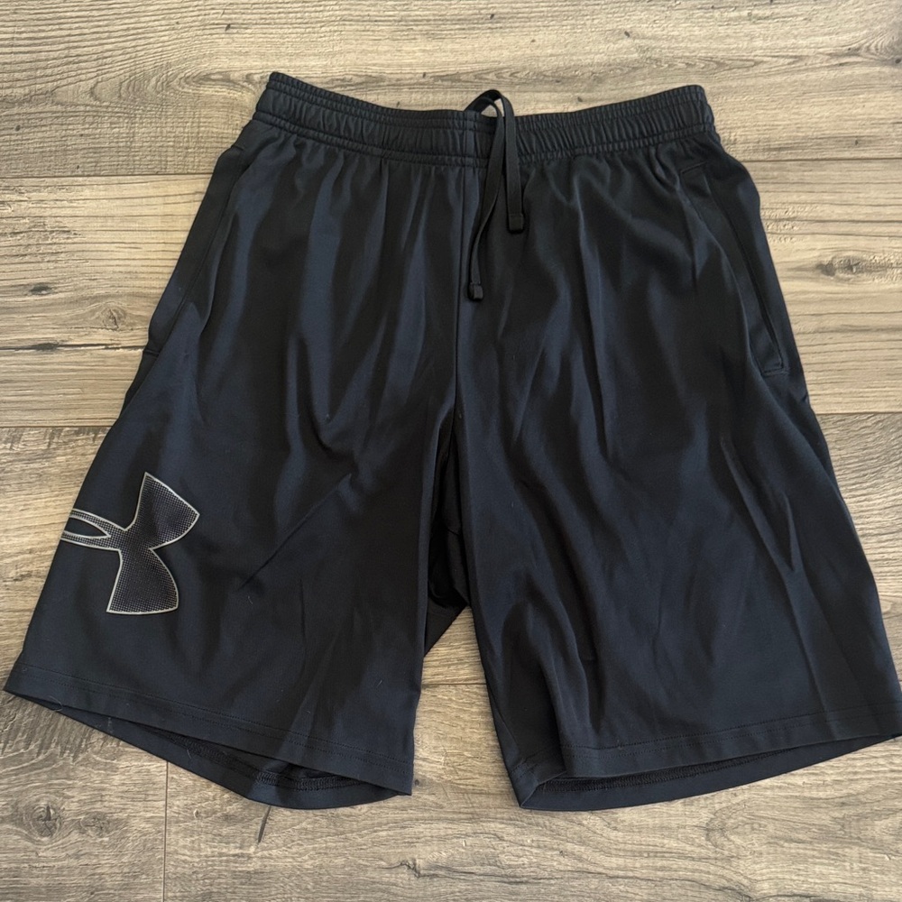 Under Armour Men's Black Athletic Training Shorts with Logo